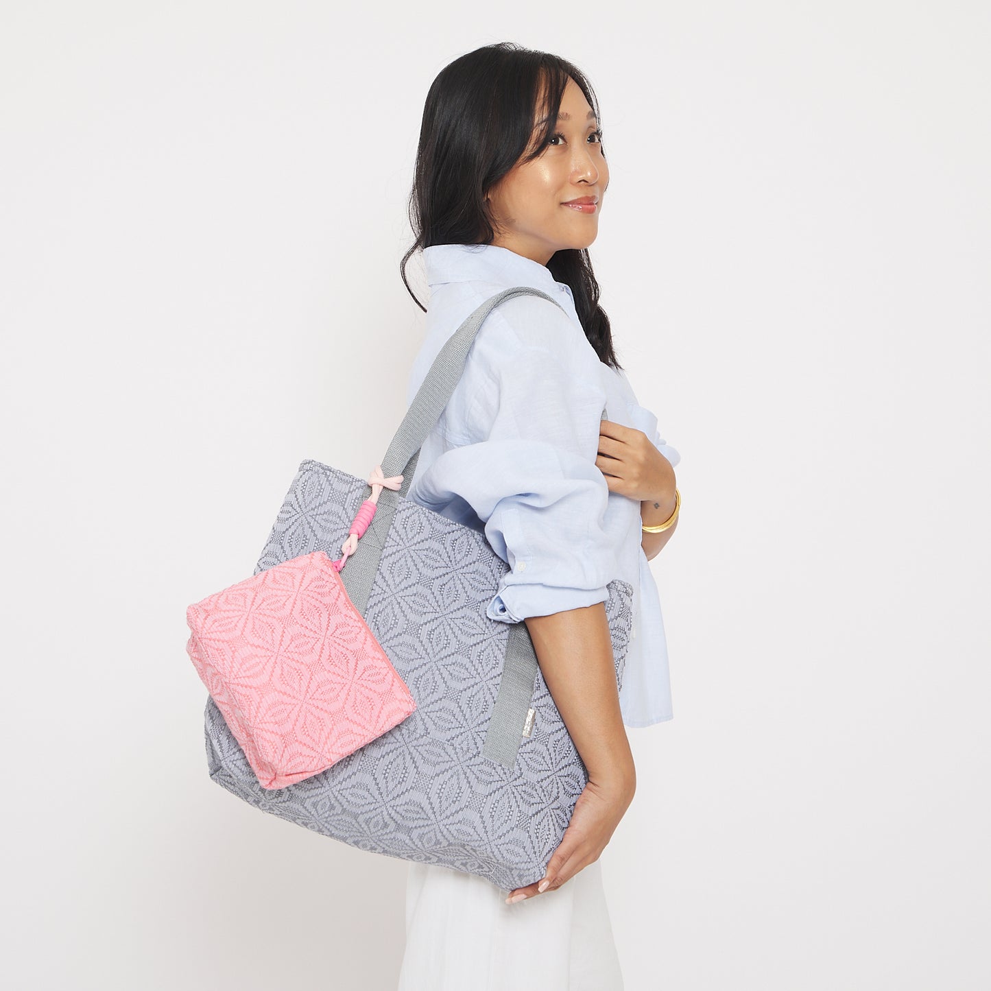 Bohol Pouch (Signature)